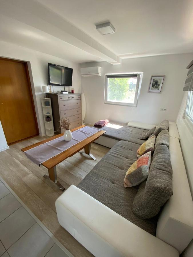 Viva 2 Rovinj Apartment Ngoại thất bức ảnh